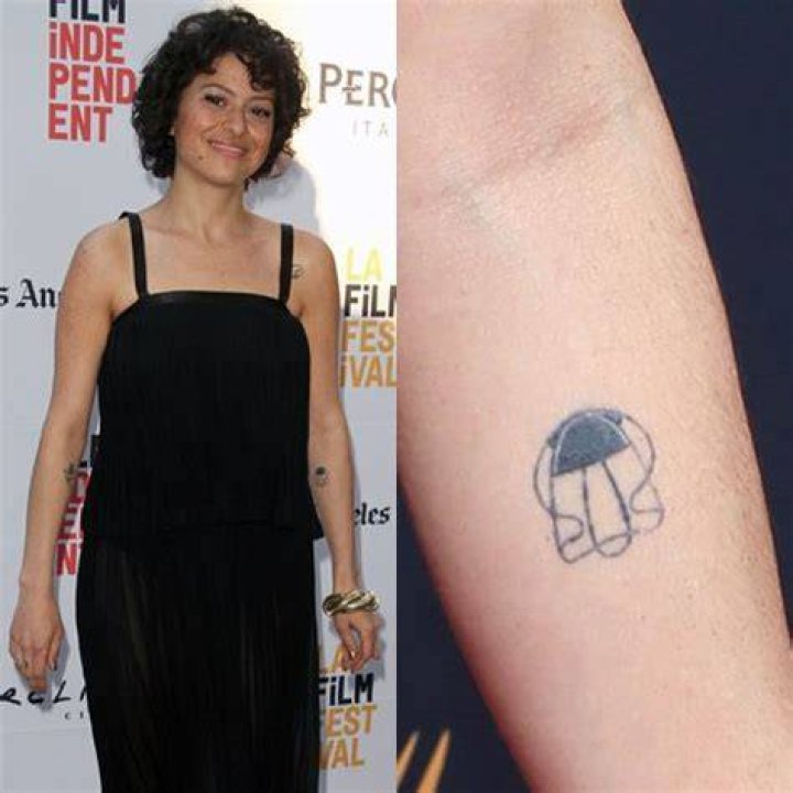 Alia Shawkat Hot Bikini Tattoos Shorts Images Beach Yoga Leaked Pics