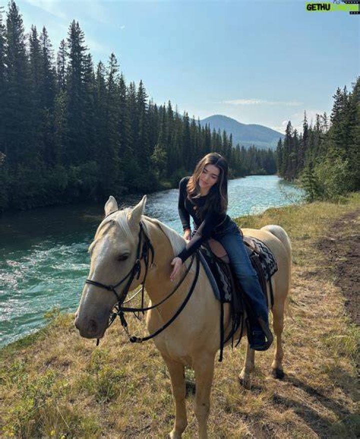 Alisha Newton (alijnewton) &bull; Photos et vid&eacute;os Instagram in 2023