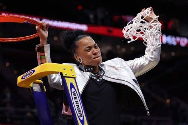 Dawn Staley's Wife Lisa Boyer A Look At Their Love Story