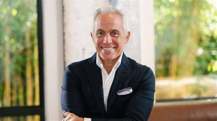 Geoffrey Zakarian Net Worth, Age, Wife, Exwife Heather Karaman, Gay