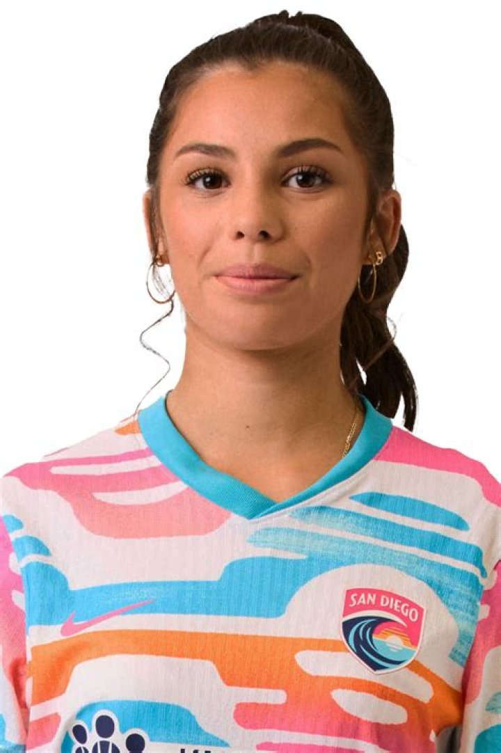 Melanie Barcenas's Salary: Decoding Her Earnings