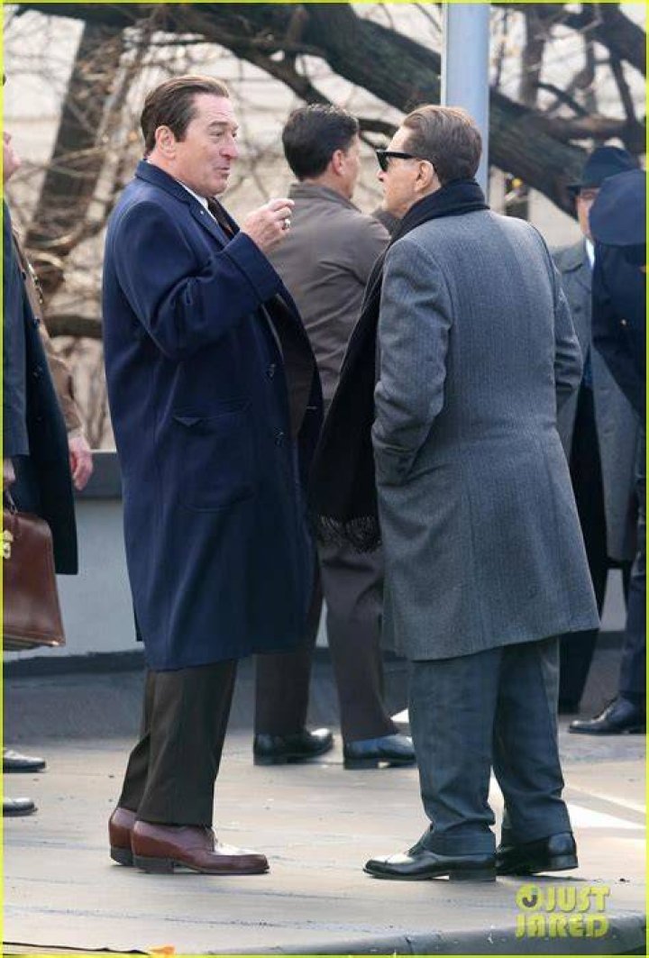Robert De Niro Wears Platform Shoes To Tower Over Al Pacino