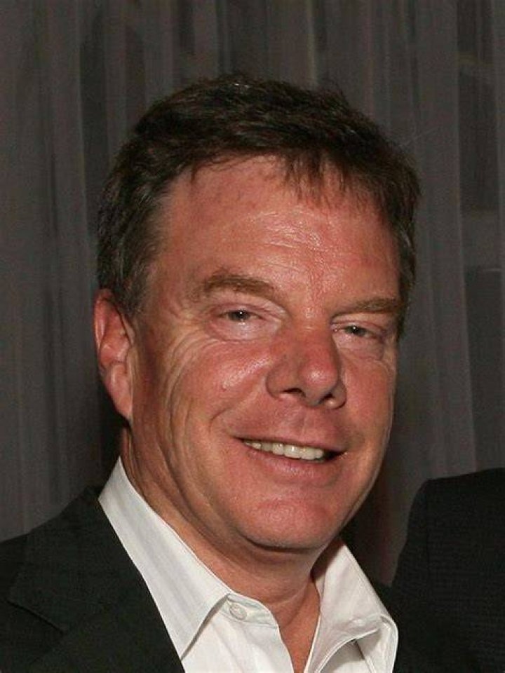 Robert Tapert Biography, Height & Life Story Super Stars Bio