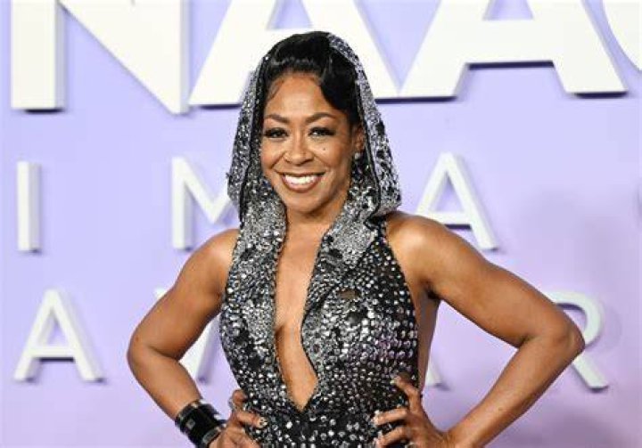 Tichina Arnold sings her Little Shop of Horror Theme song 35 Years